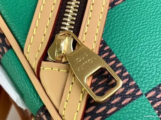 WIS LOUIS Messenger-24*24*8CM VUITTON Chess 0702